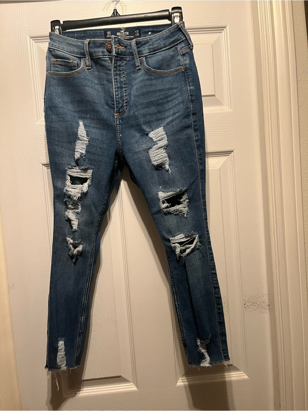 Hollister Ripped Skinny Jeans - Medium Blue